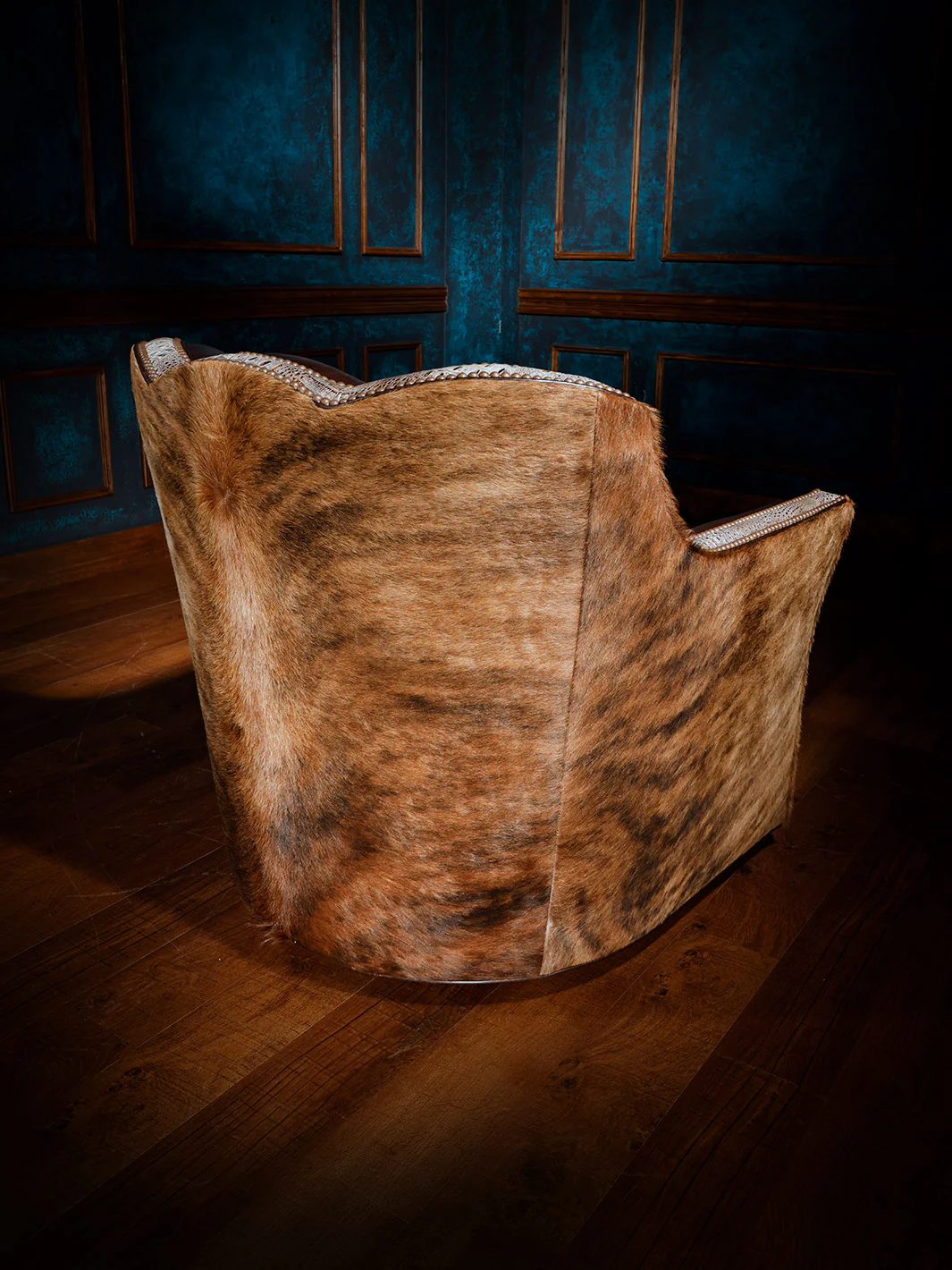 Big Cowboy Western Leather Swivel Chair - Image 2
