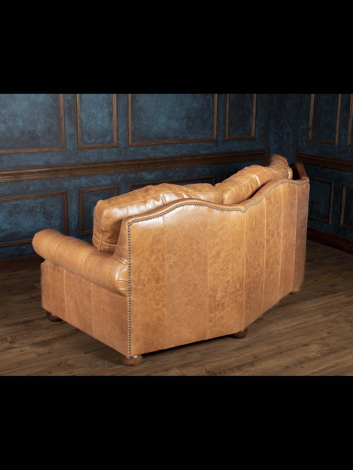 Cambridge Sycamore Leather Curved Sofa - Image 7
