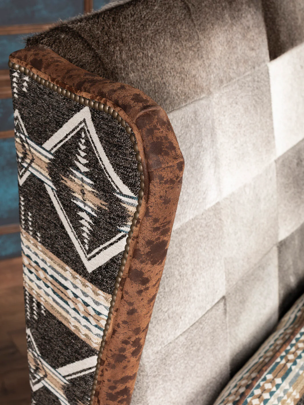 Canyon Fringe Western Settee - Image 4