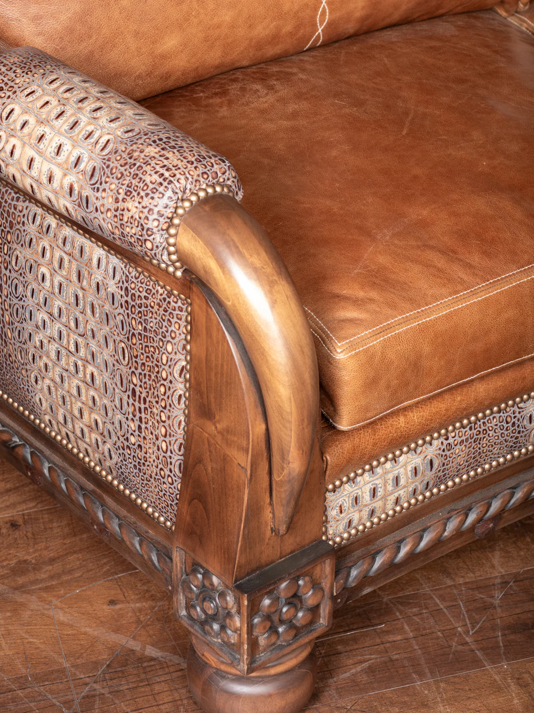 Caramel Croc Leather Cattle King Sofa - Image 7