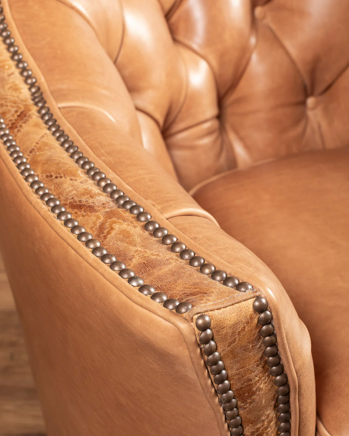 Cheyenne Sierra Leather Swivel Chair - Image 4