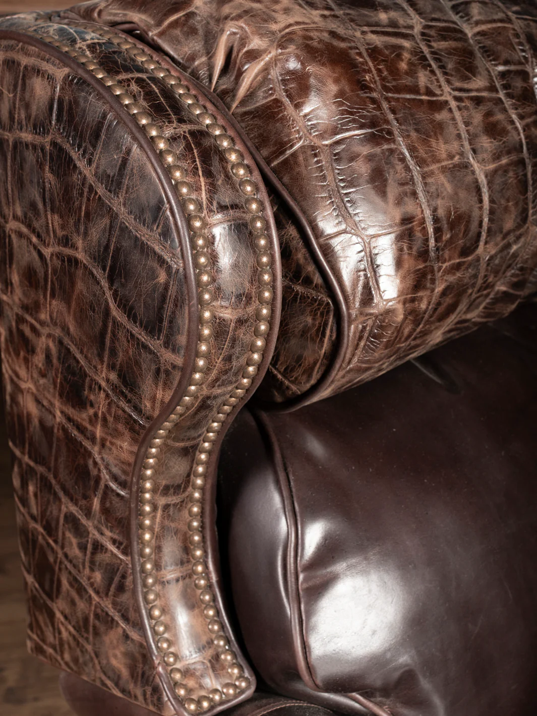 Chocolate Gator Leather Recliner - Image 3