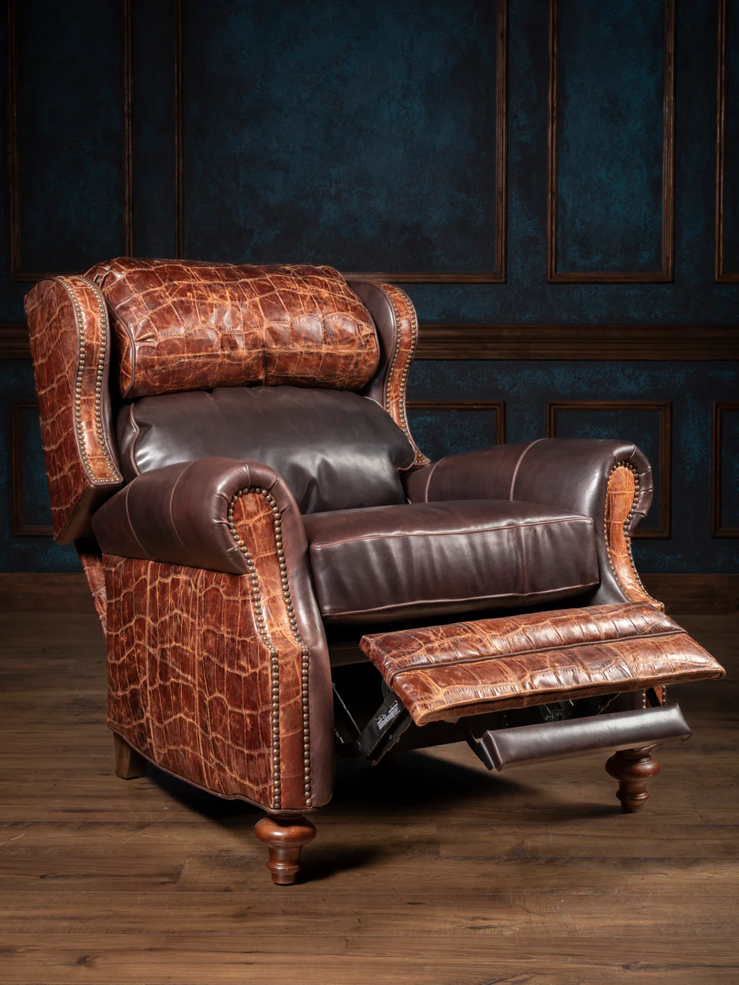 Copperhide Leather Bronco Recliner - Image 7