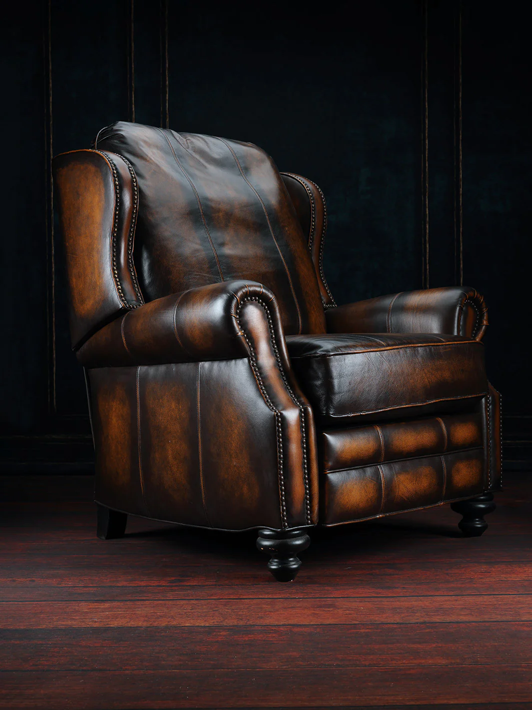 Cowboy Push Back Leather Recliner