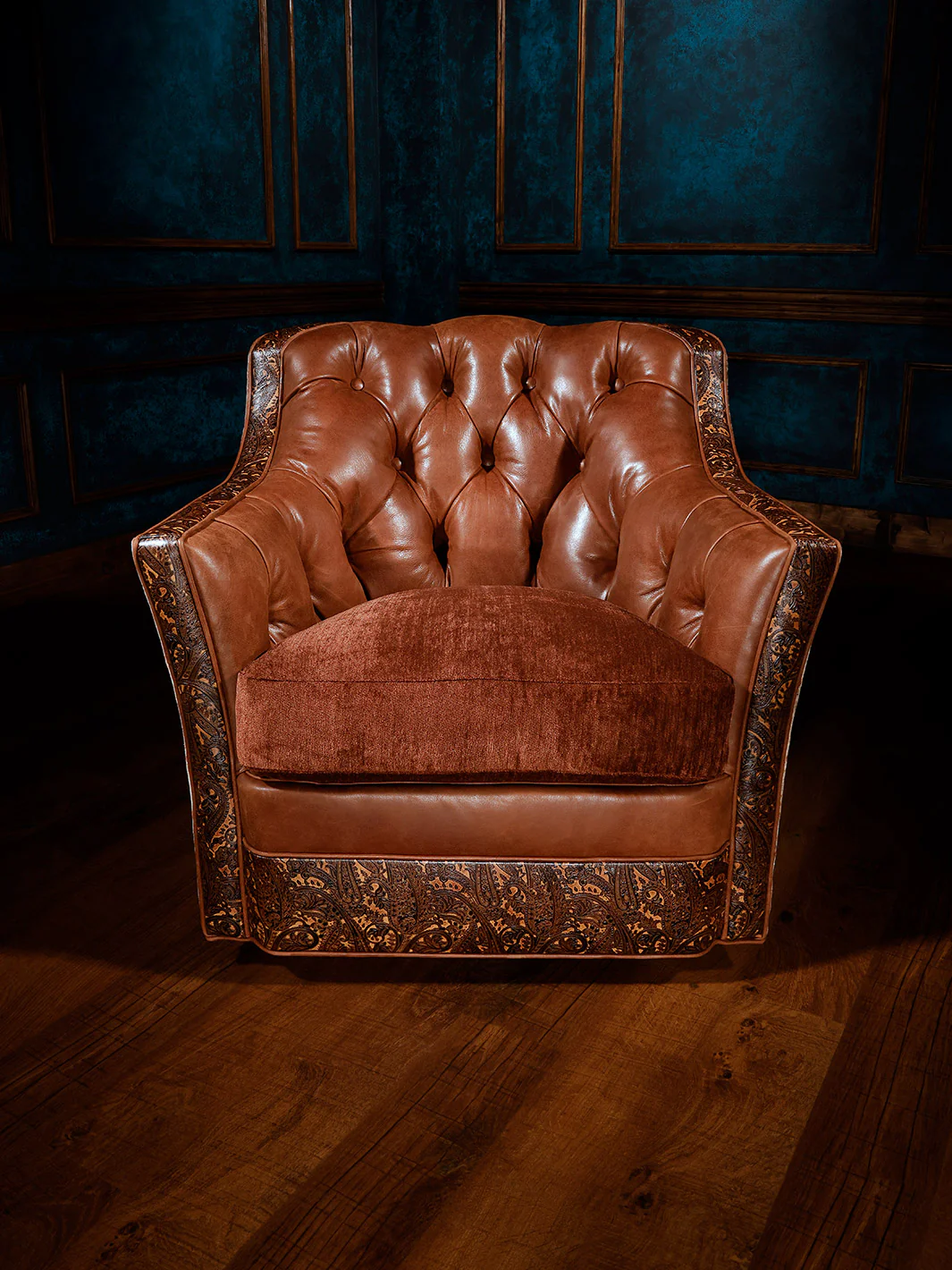 Dakota Western Swivel Chair - Image 3