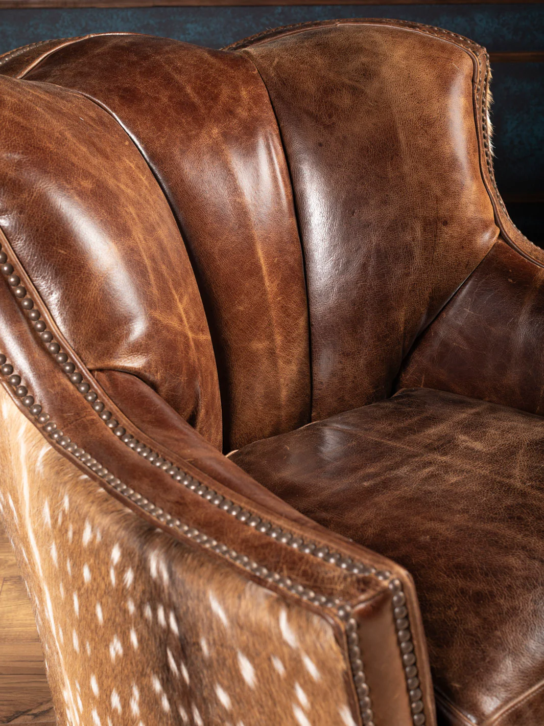 Dark Rum Axis Hide Leather Swivel Chair - Image 3