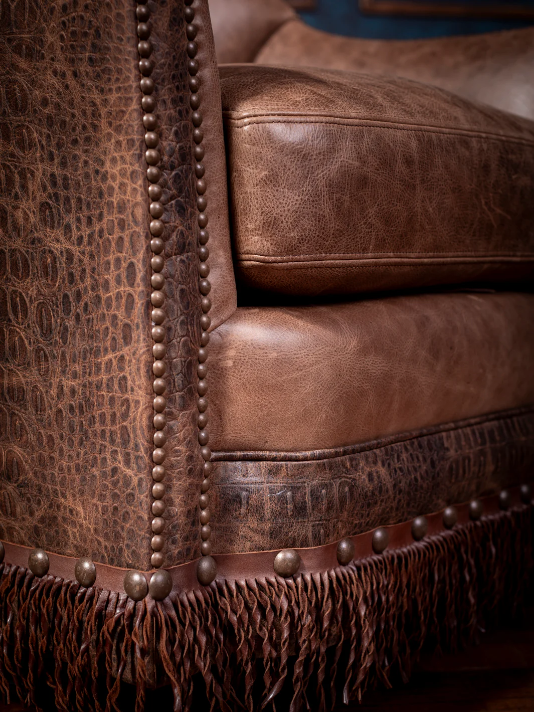 Dundee Truffle Leather Swivel Chair - Image 5