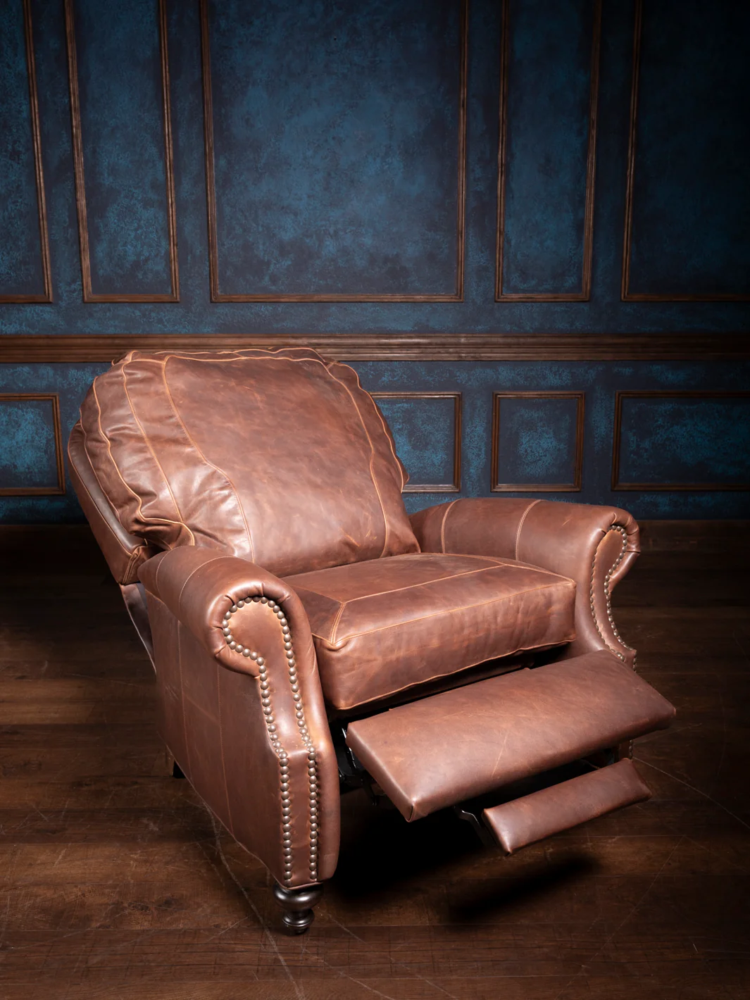 Framed Patron Leather Recliner - Image 4