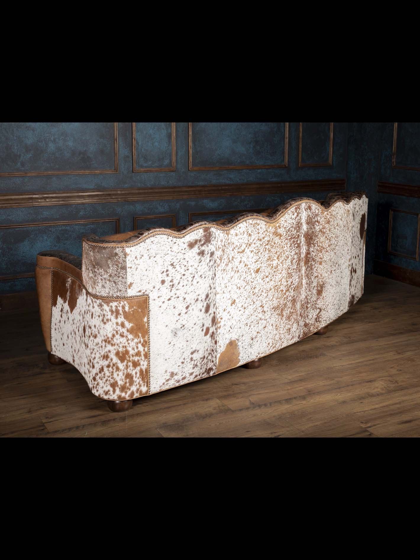Golden Range Leather Utah Sofa - Image 6
