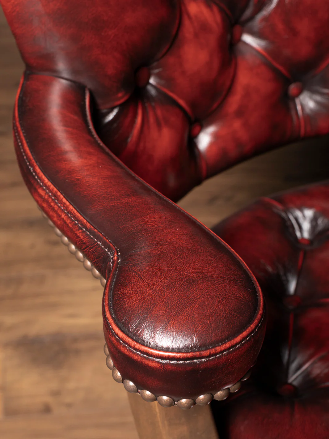 Hacienda Chisum Tufted Leather Bar Stool - Image 5