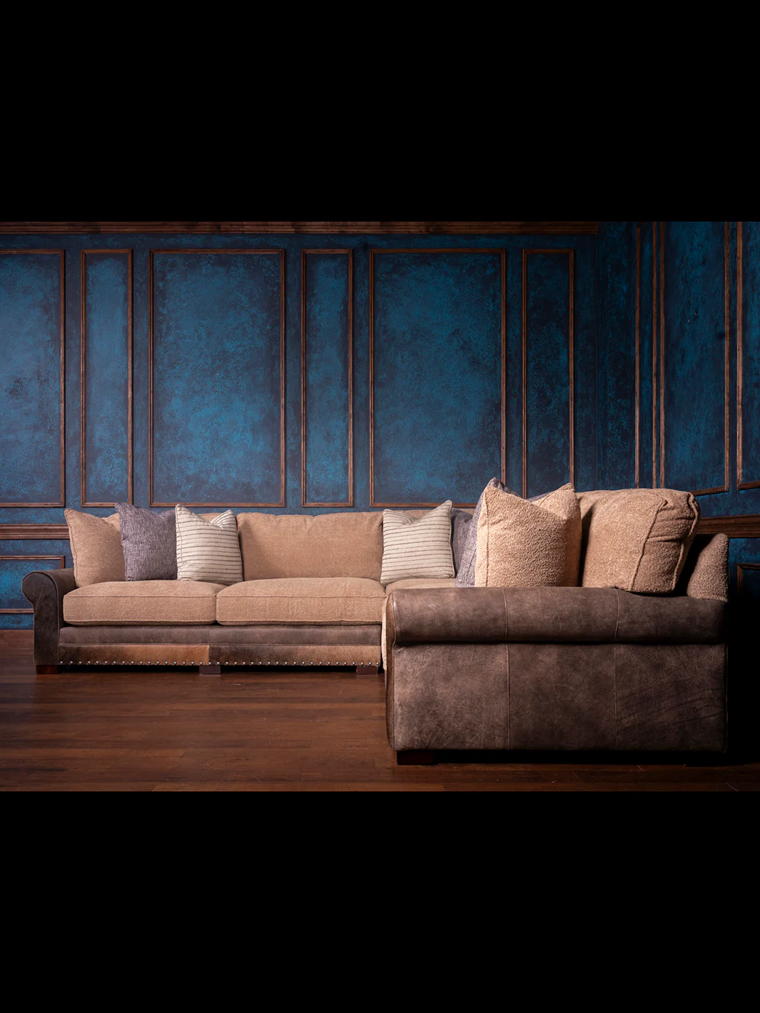 High Plains Two-Tone Western Sectional - Image 2