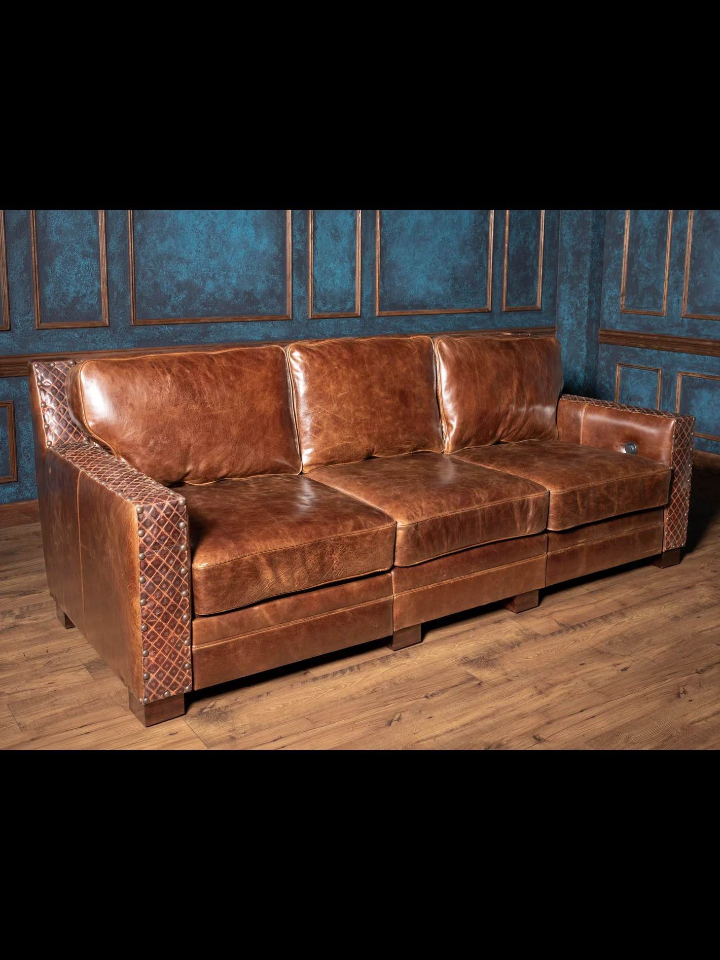 Highpoint Power Reclining Leather Sofa - Image 8
