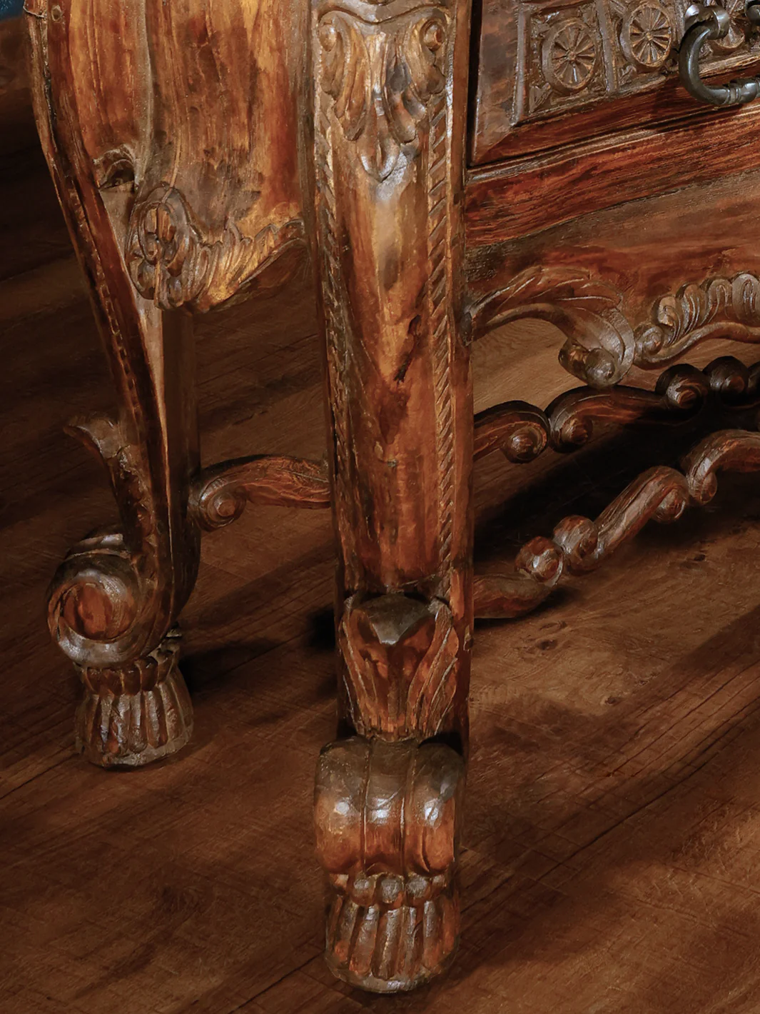 Jason Scott Cadillac Console Table - Image 4