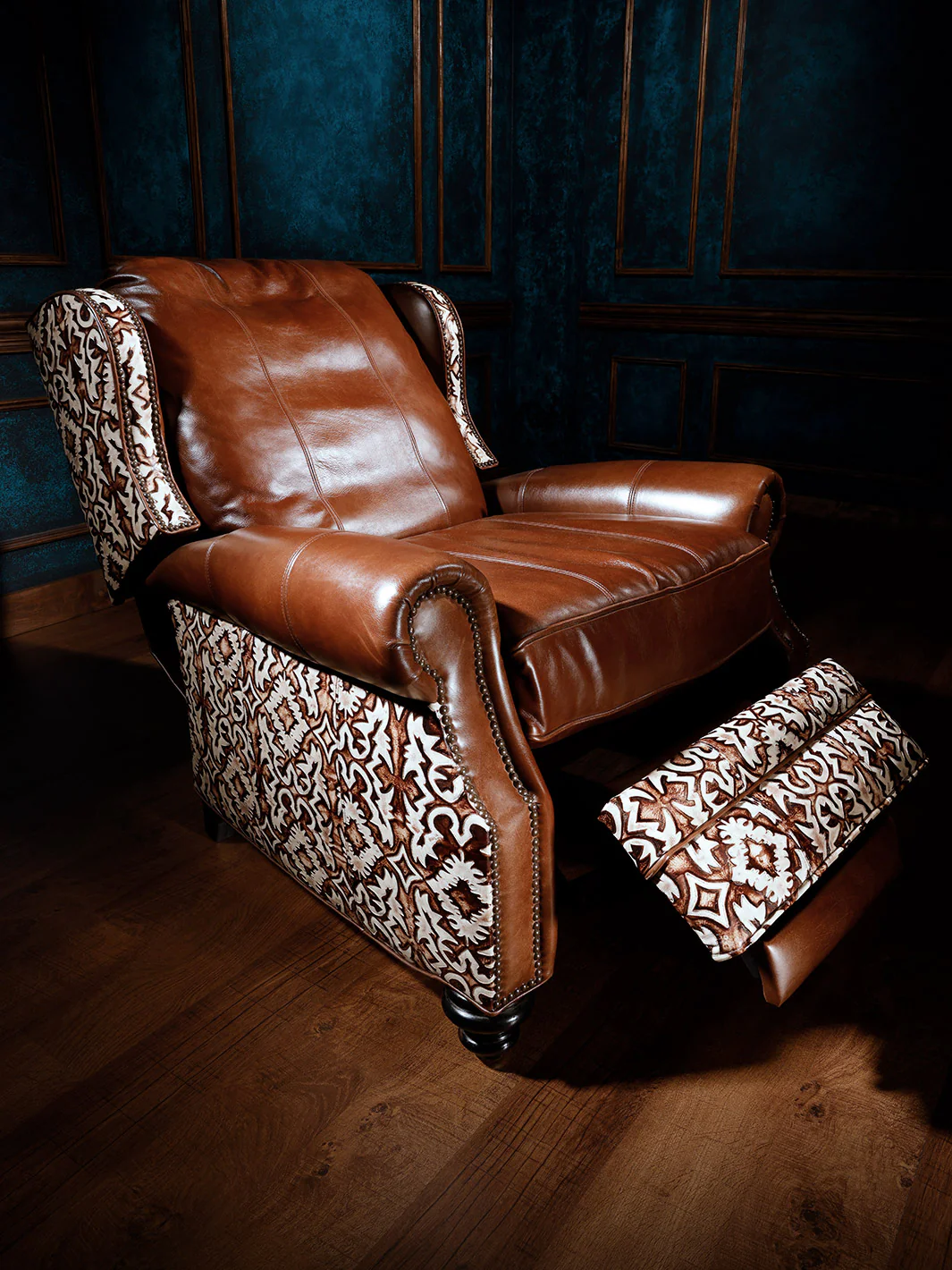 Kingston Western Recliner - Image 3