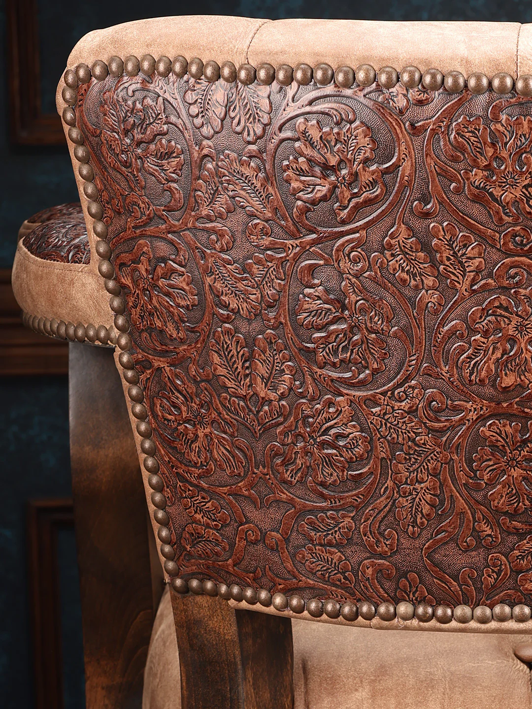 Laramie Western Chisum Bar Stool - Image 6