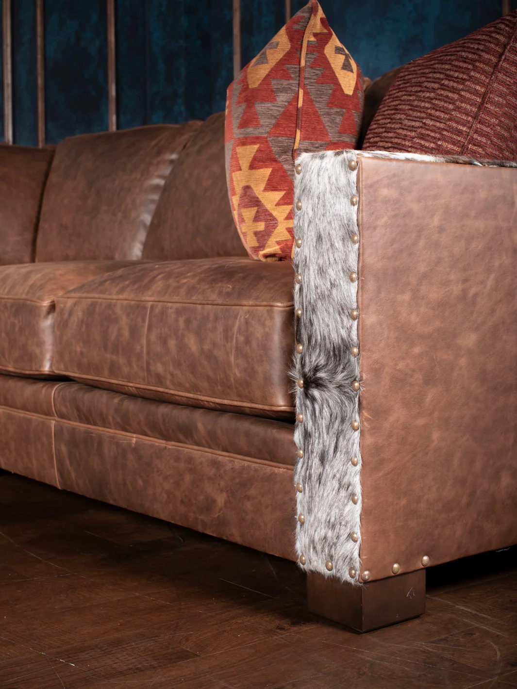 Leather Mustang Montana Sectional - Image 3