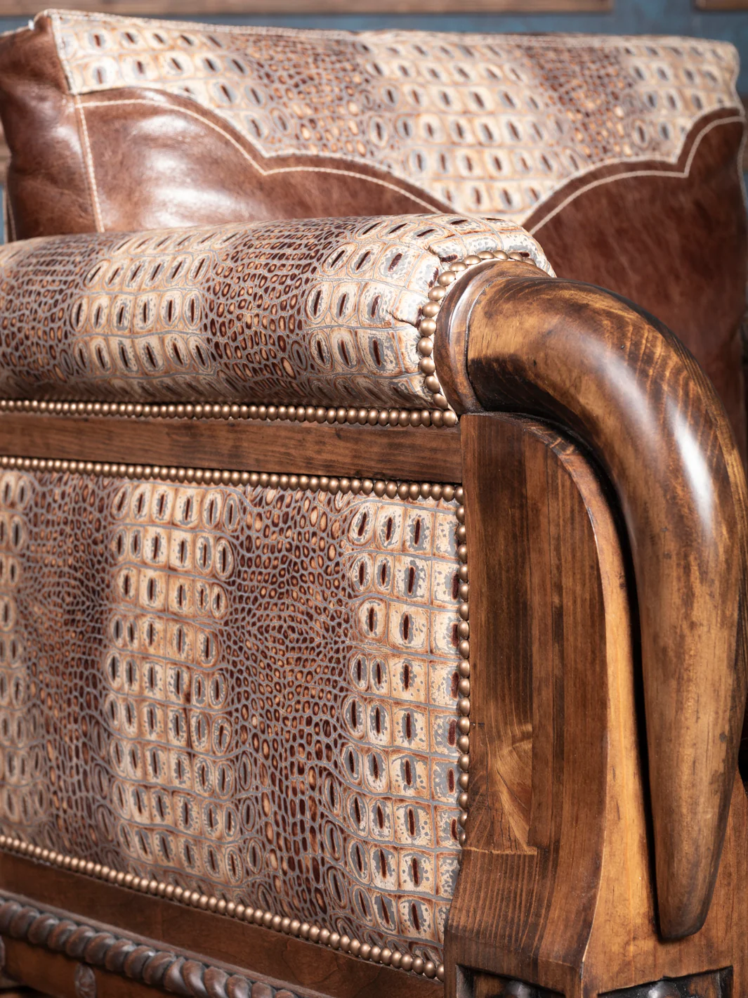 Lone Star Stitch Leather Accent Chair - Image 5