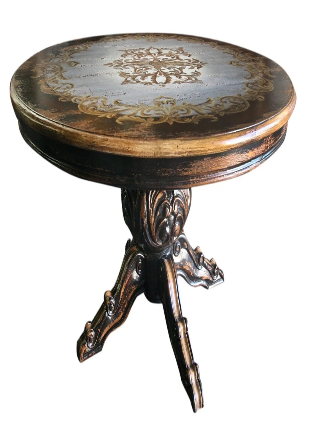 Maci Heirloom Round Dining Table - Image 8