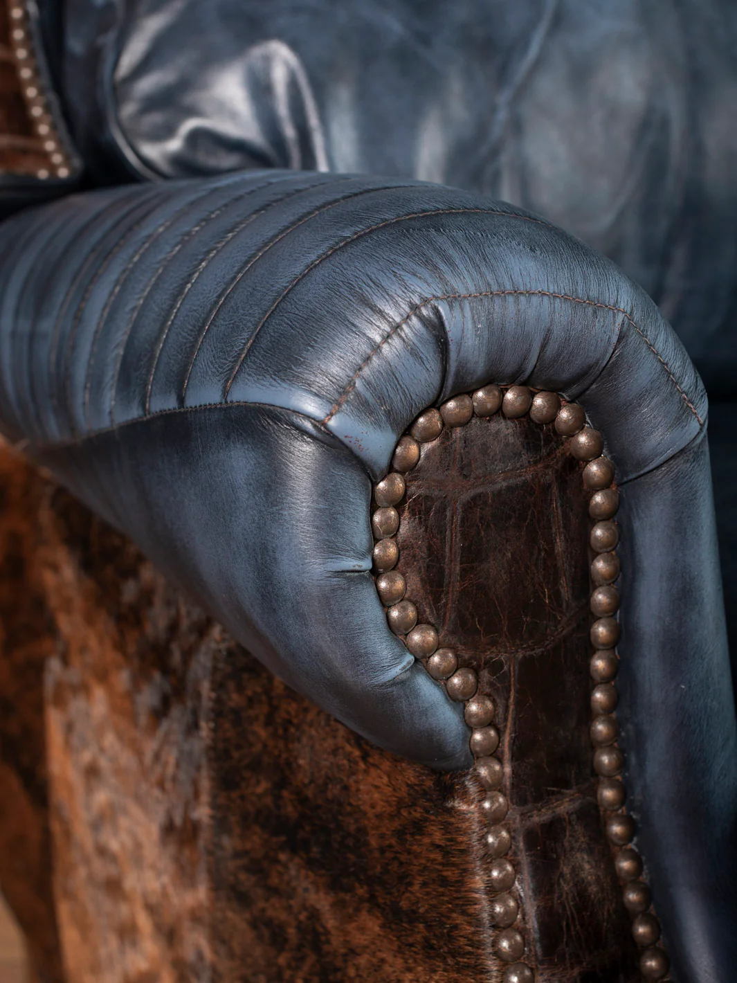 Midnight Maverick Leather & Cowhide Pushback Recliner - Image 3