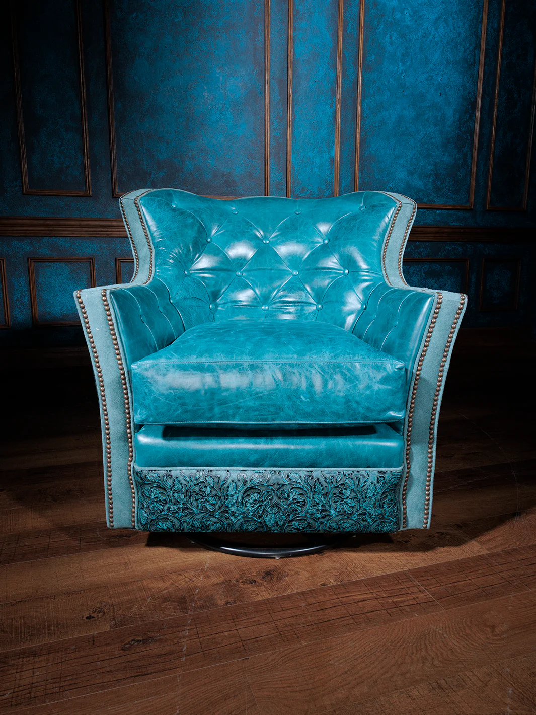 Old Western Blues Swivel Chair - Image 3