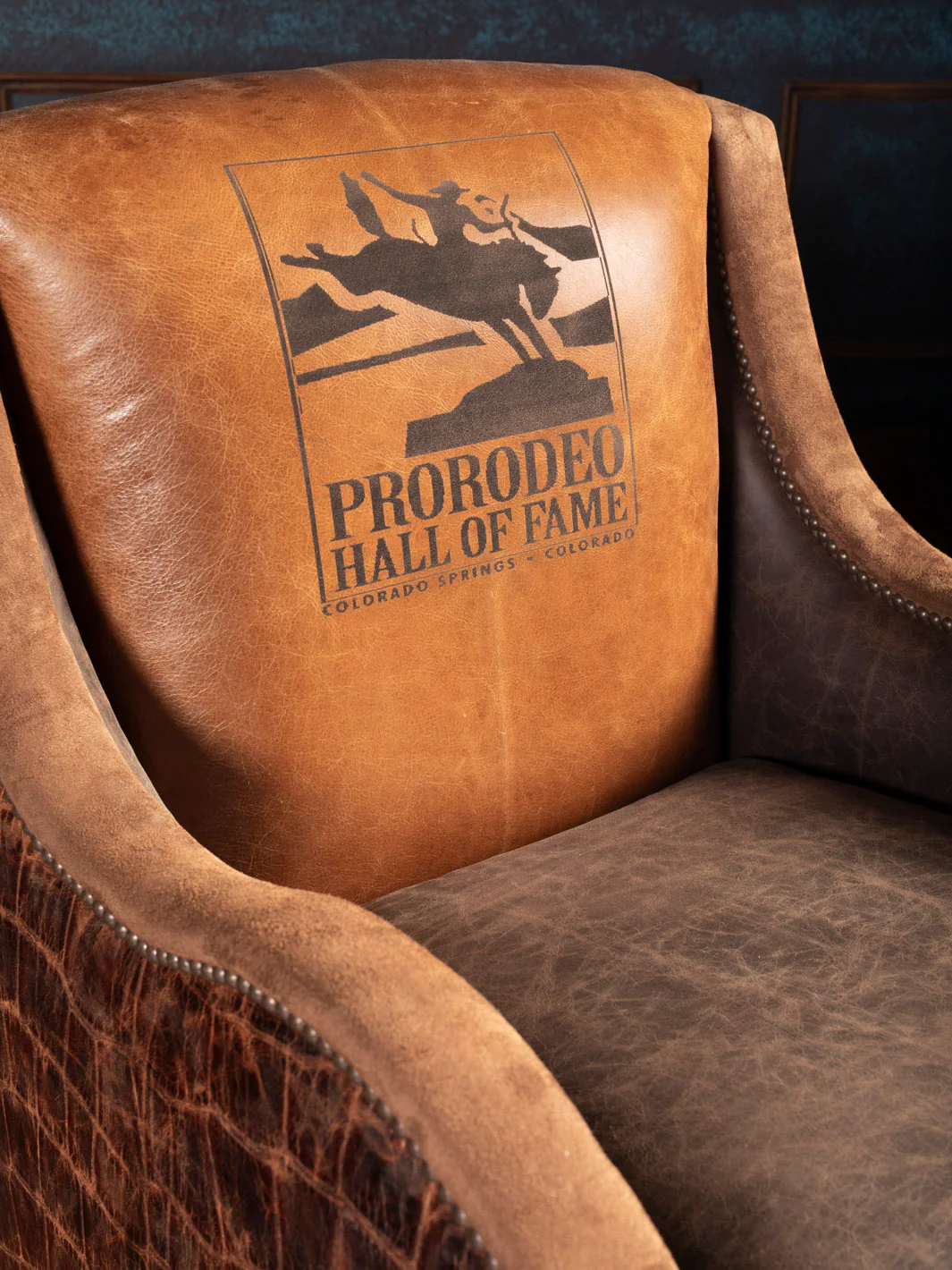 ProRodeo Leather Accent Chair - Image 3