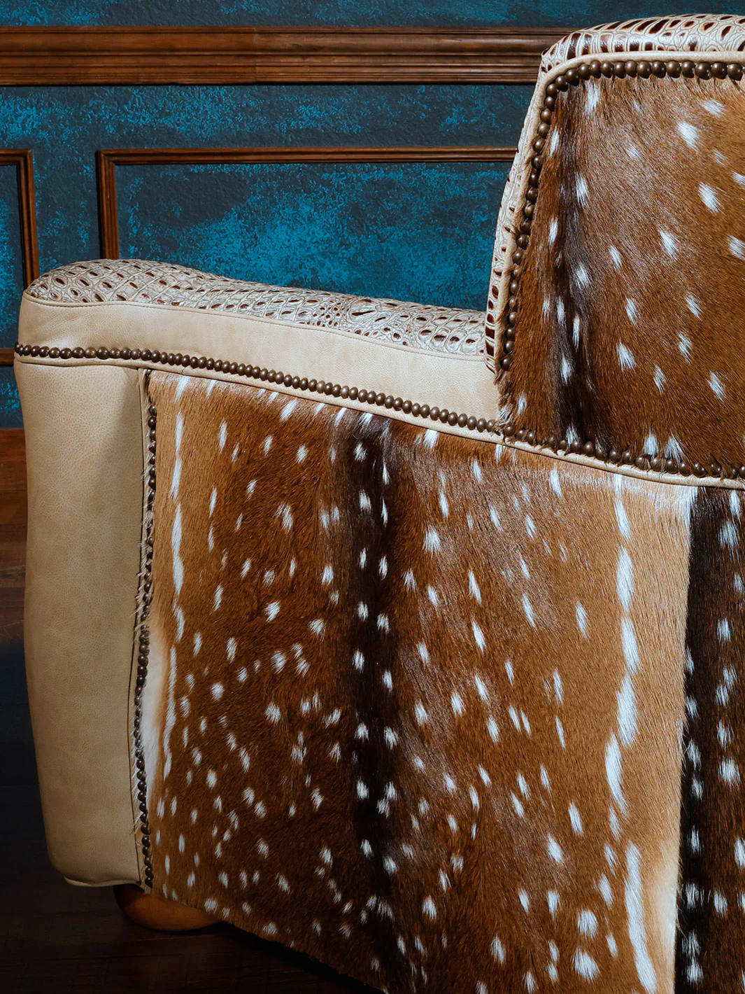 Southern Gentleman Western Leather Sofa - Image 5