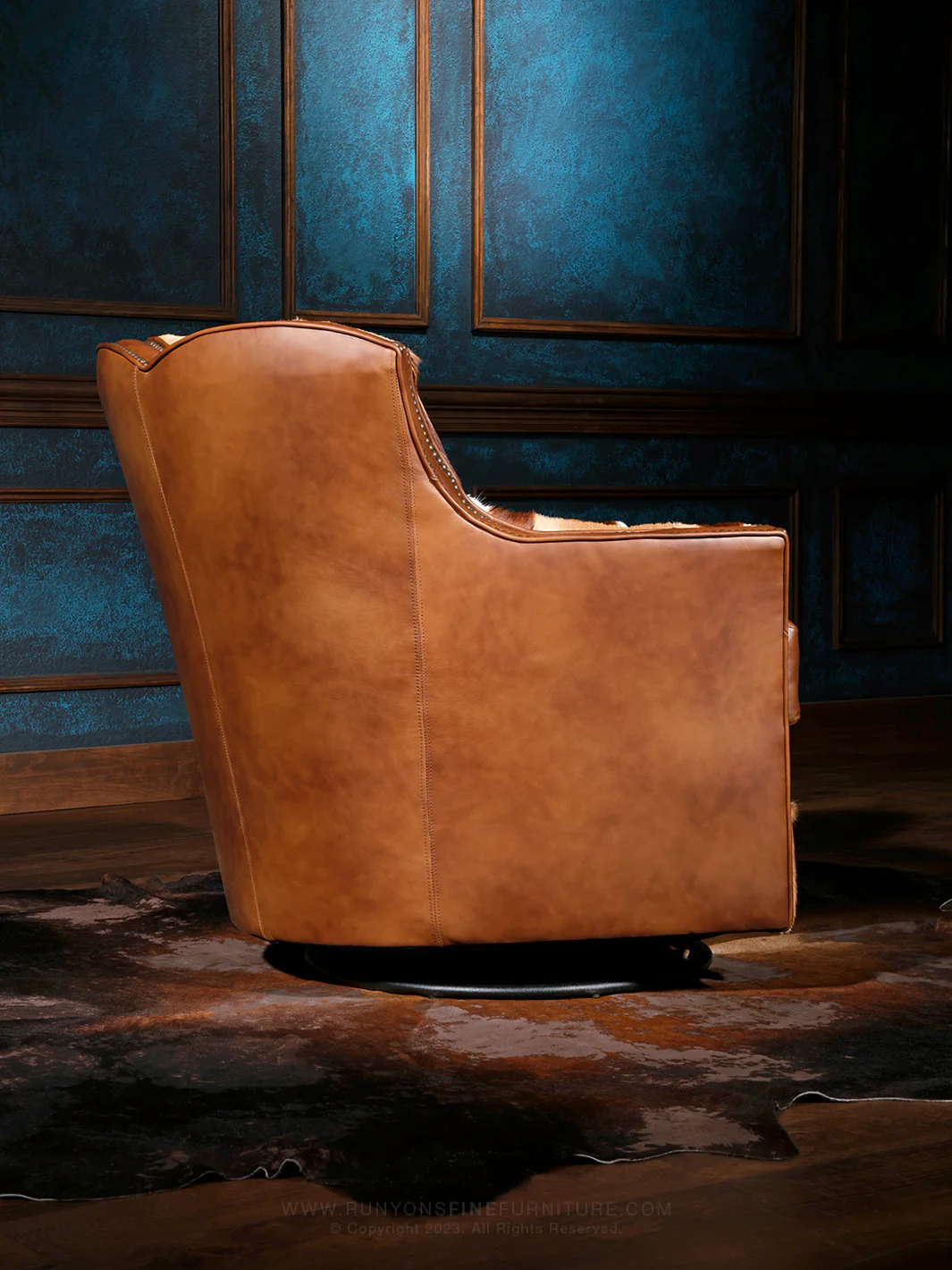Springbok Sunset Leather Swivel Chair - Image 4