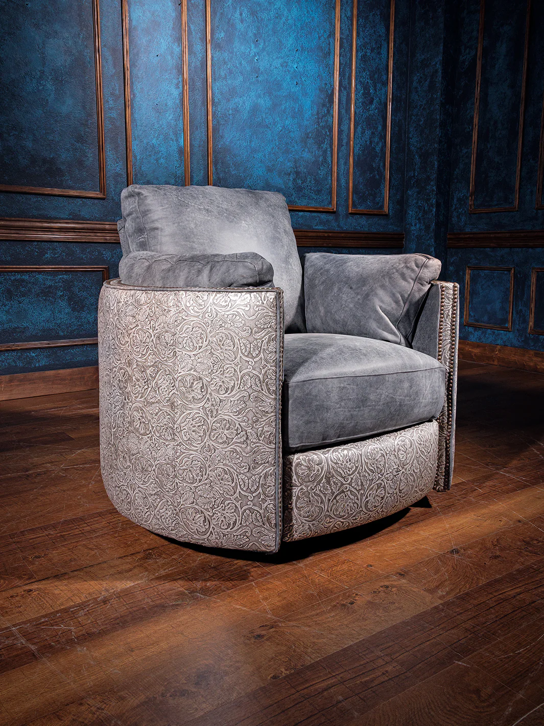Tooled Ash Leather Snug Swivel Recliner