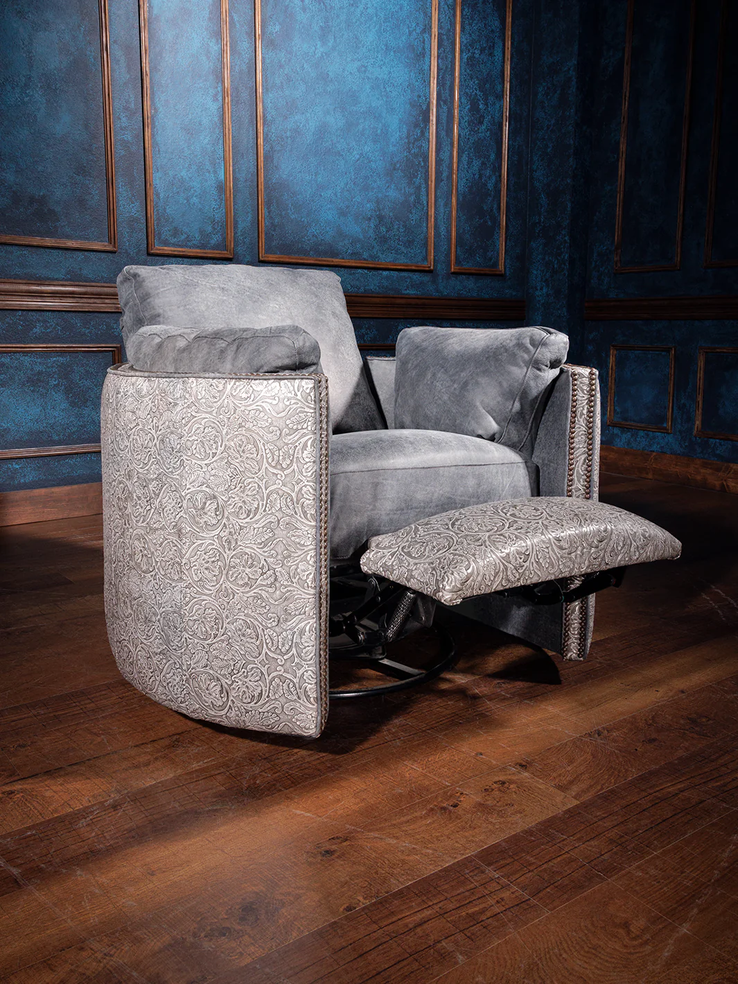 Tooled Ash Leather Snug Swivel Recliner - Image 2
