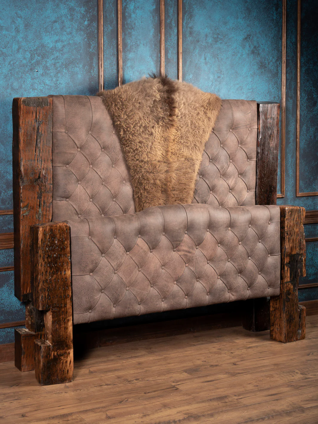 Tufted Leather & Buffalo Trophy Bed - Image 7