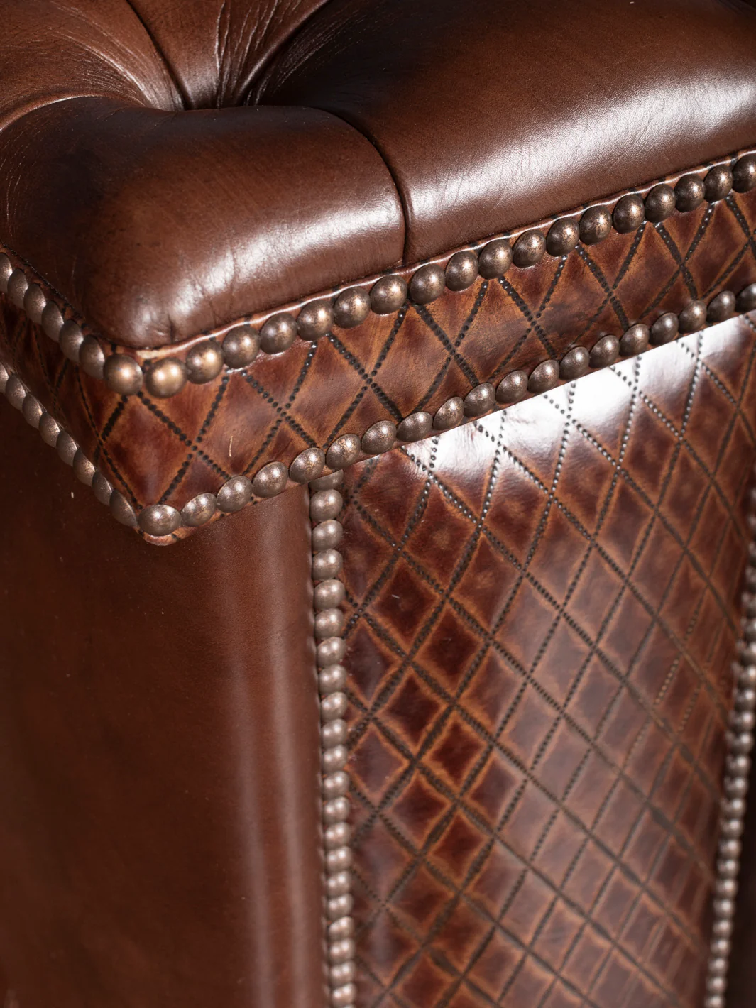 Tufted Cigar Lounge Leather Sofa - Image 4