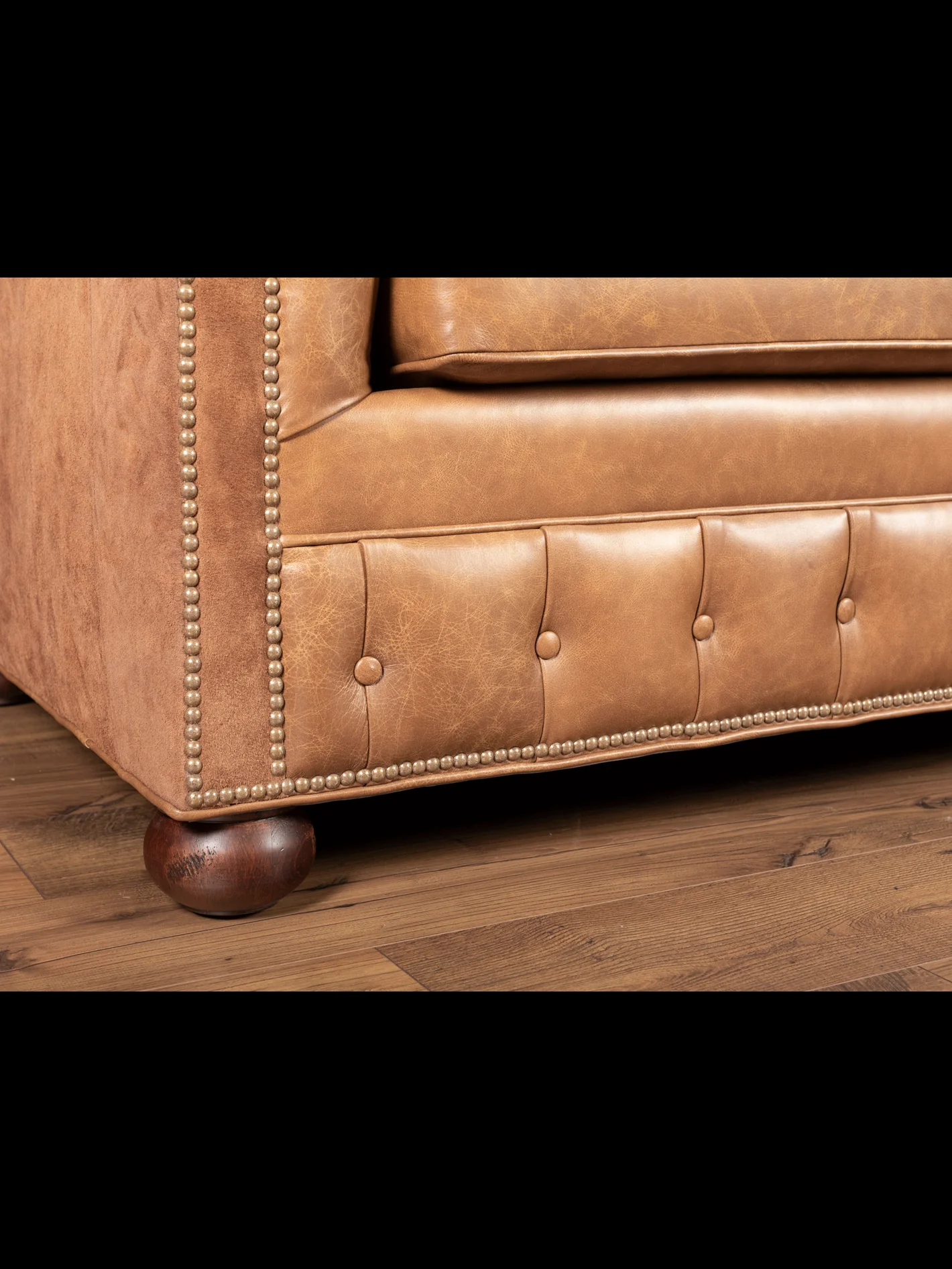 Tufted Smokey Suede Double Sided Leather Sofa - Image 7